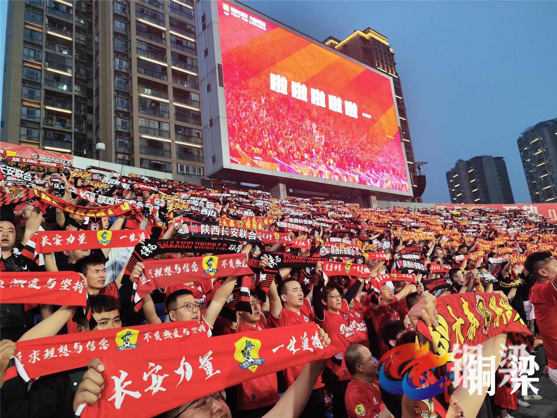 包含热血场面展现，球队全力以赴，热情无限的词条